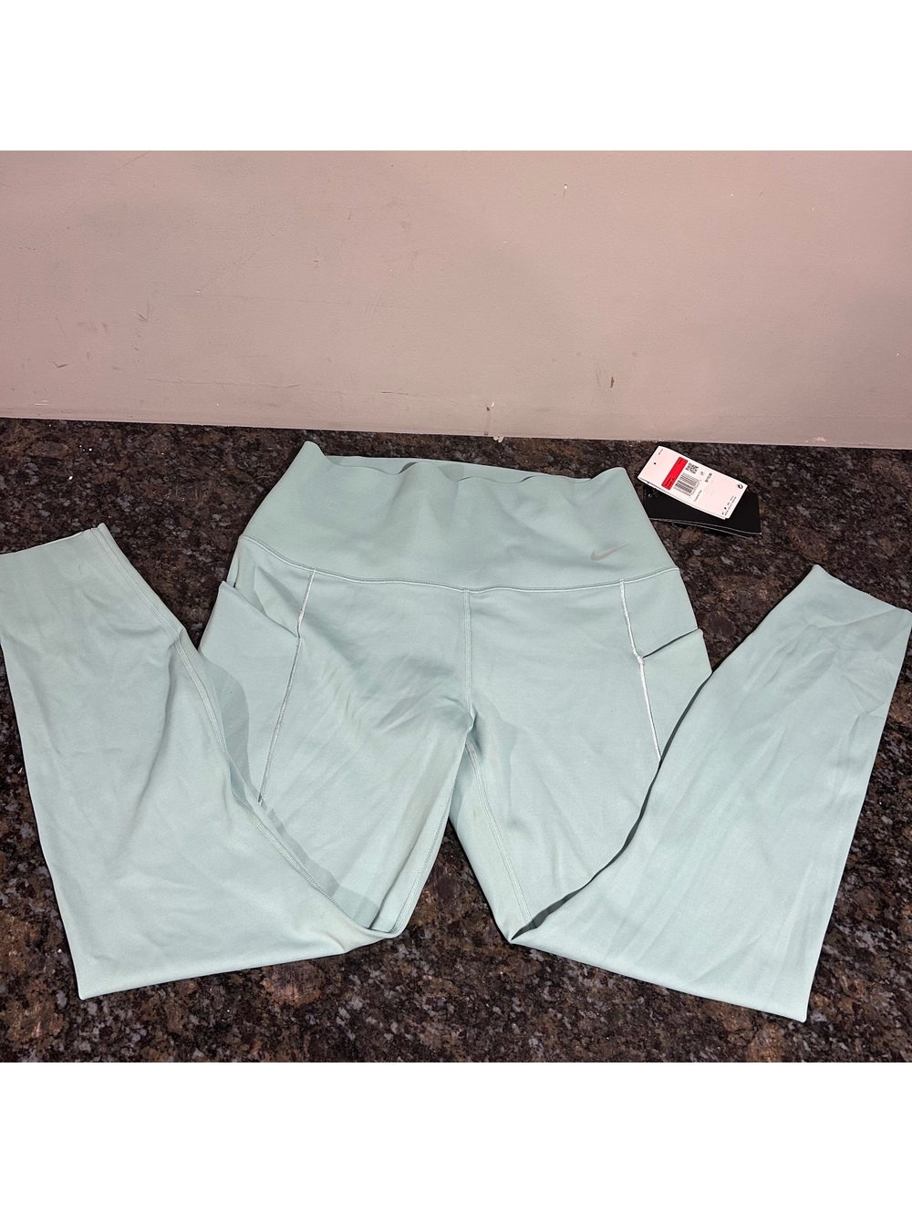 NWT Nike Universa Leggings Training High Waisted Side Pockets Womens Large